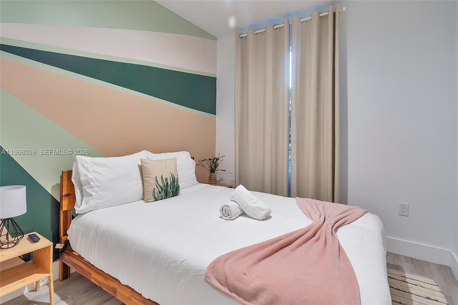 5130 - 5140 NW 5th Avenue