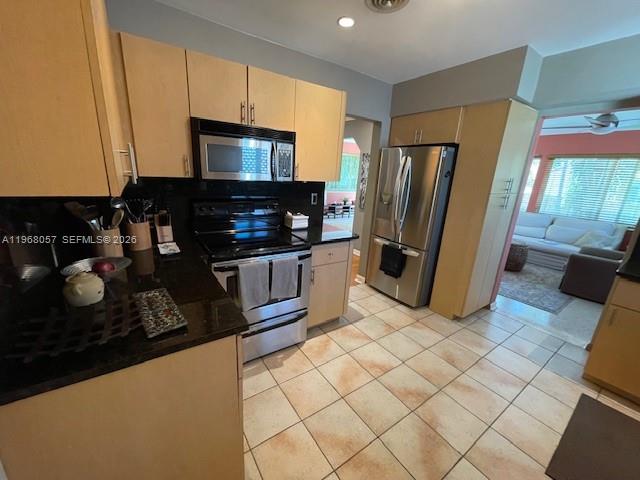 750 NE 72nd Ter