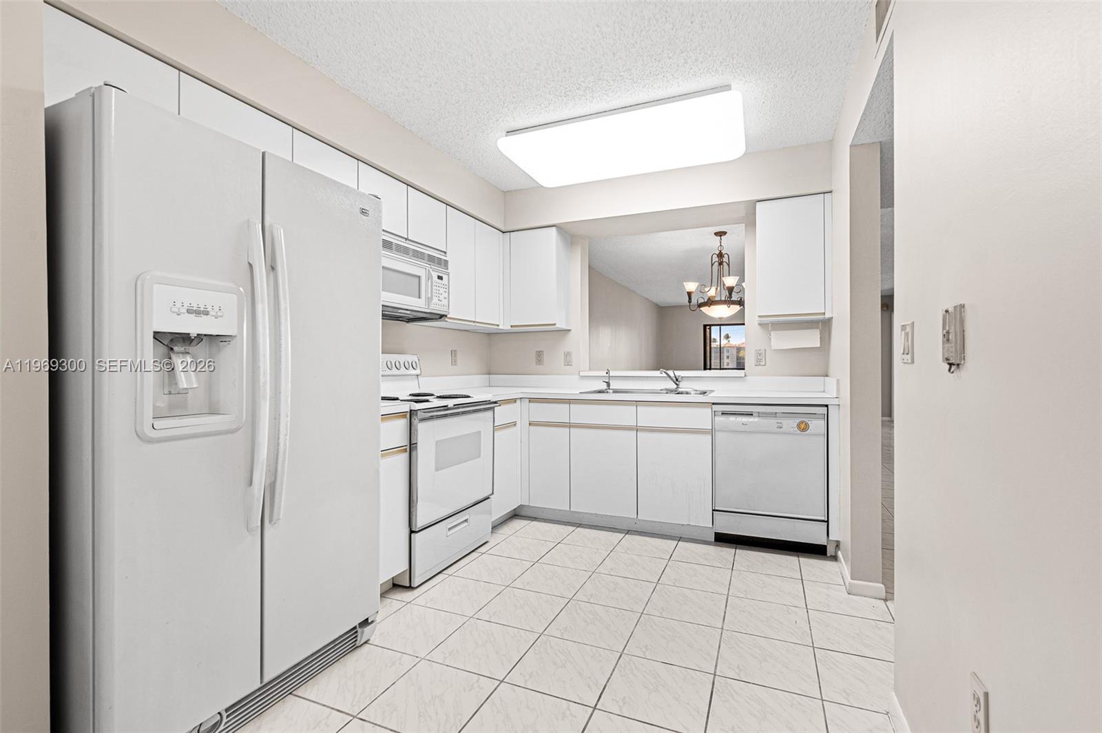6093 Pointe Regal Cir # 210
