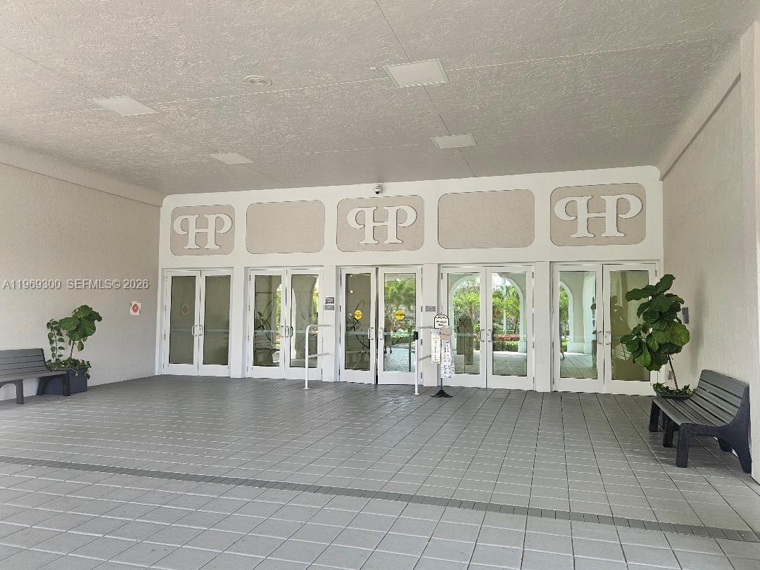6093 Pointe Regal Cir # 210