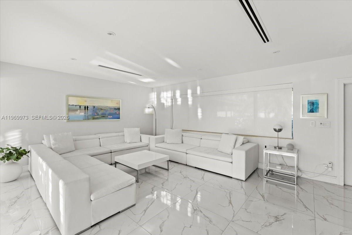 12930 Oleander Rd