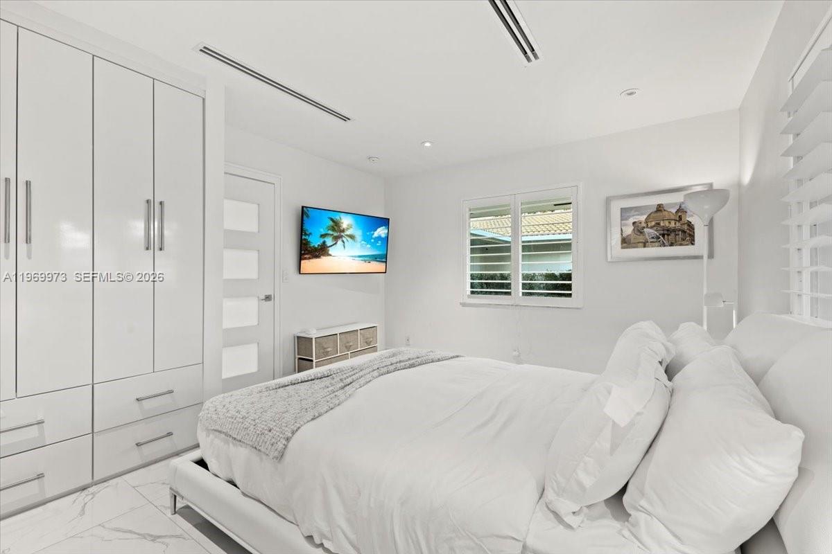 12930 Oleander Rd