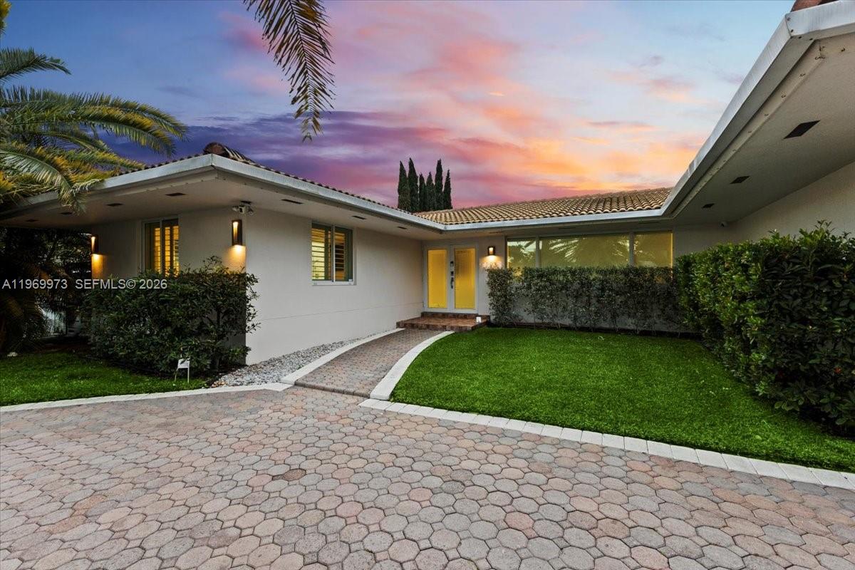 12930 Oleander Rd