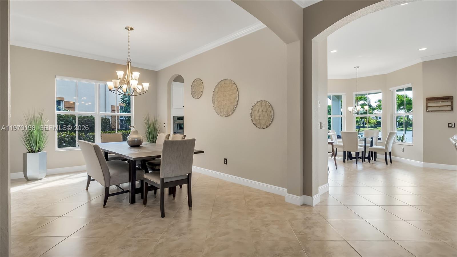 10120 N Lake Vista Ct