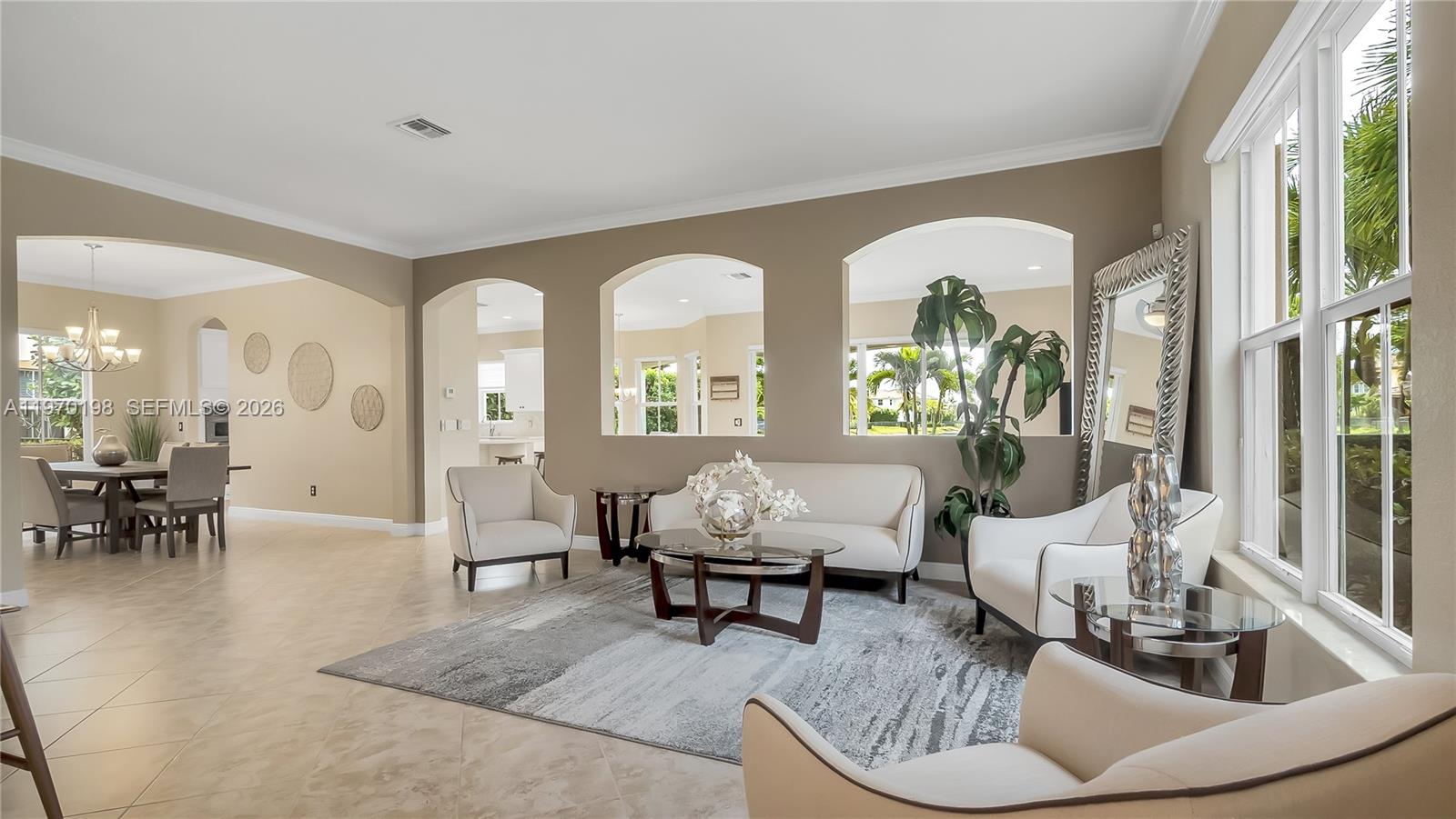 10120 N Lake Vista Ct