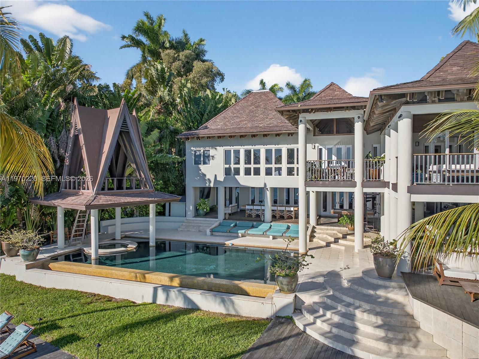 14 W San Marino Dr