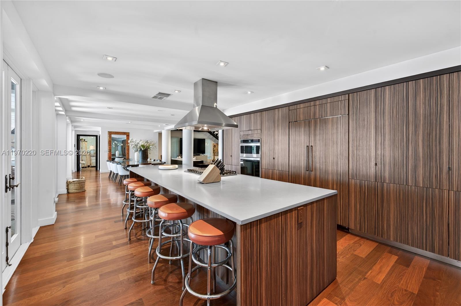 14 W San Marino Dr