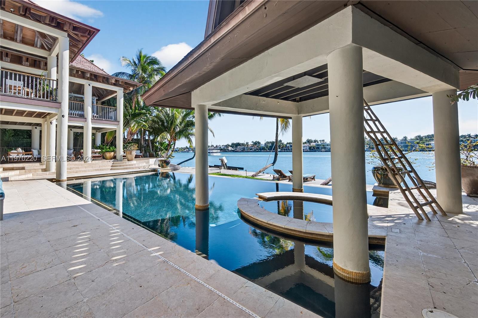 14 W San Marino Dr