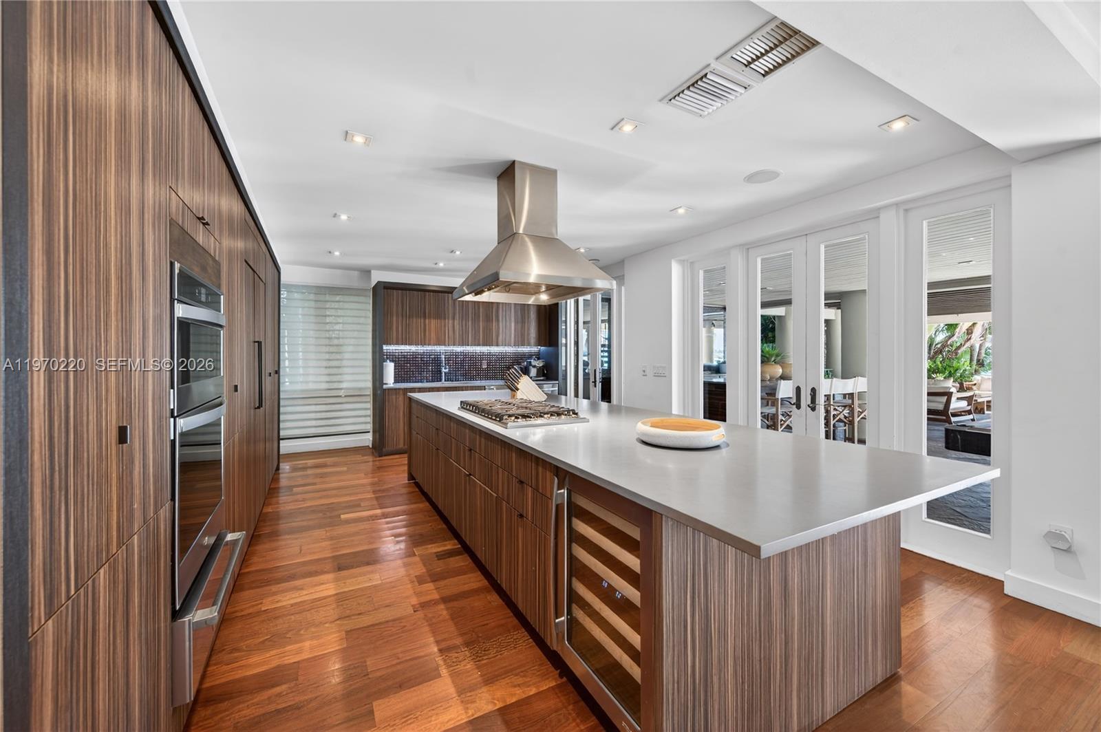 14 W San Marino Dr