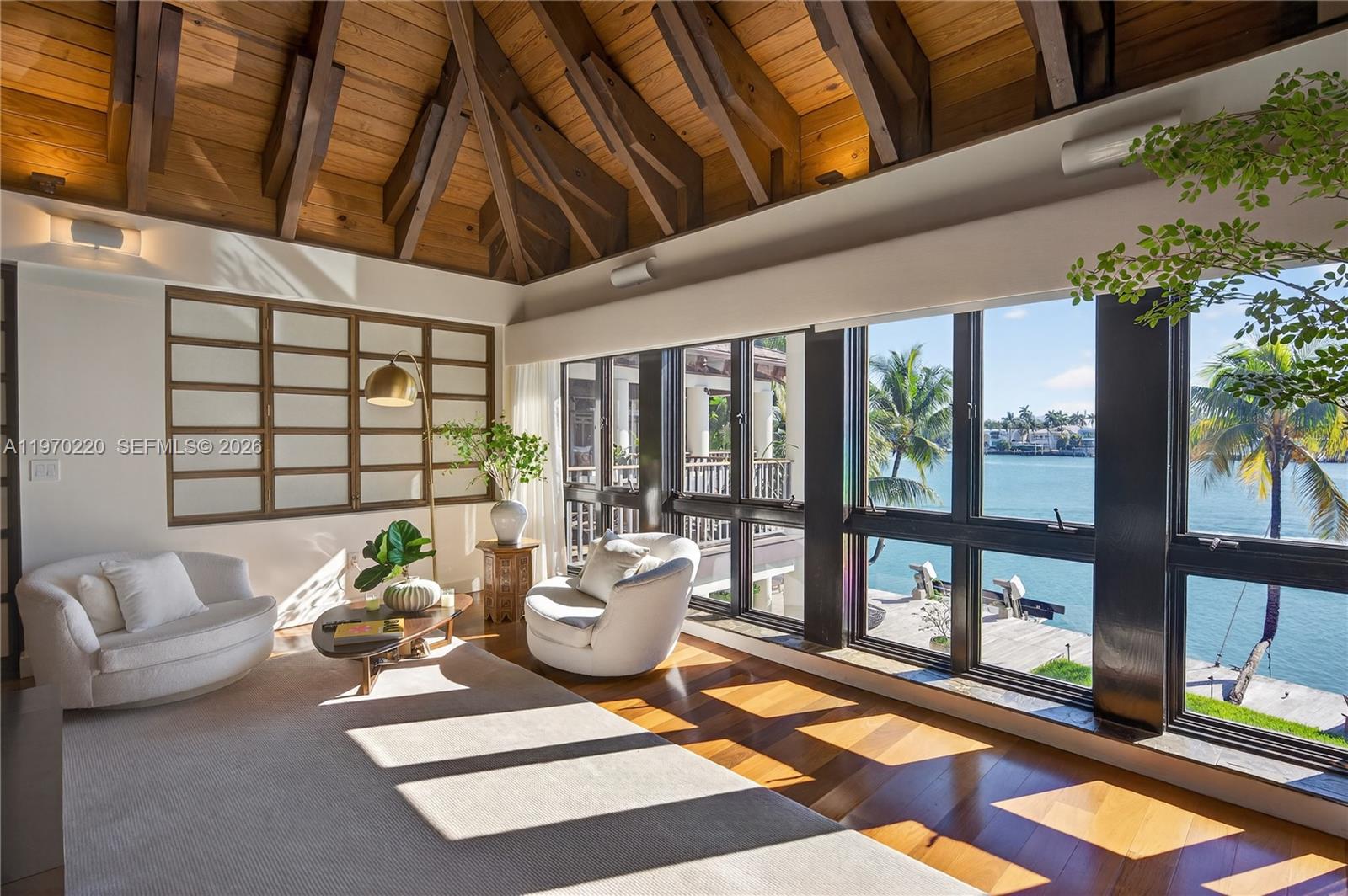 14 W San Marino Dr