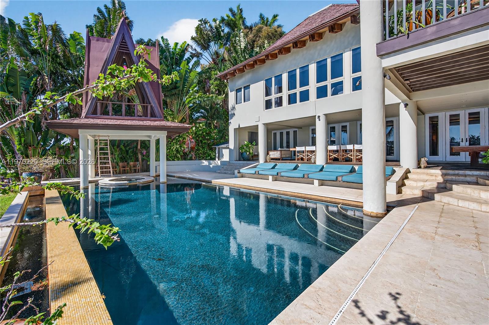 14 W San Marino Dr