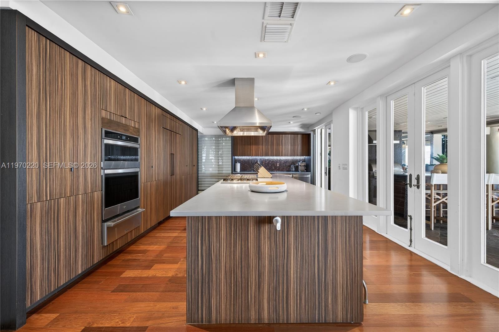 14 W San Marino Dr