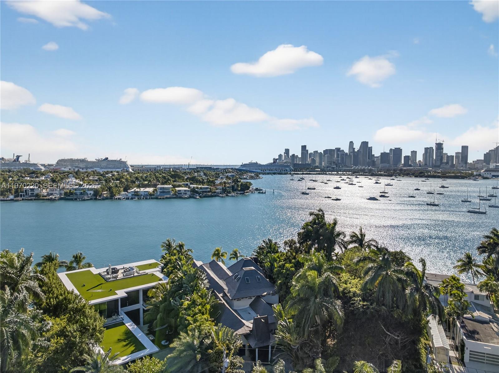 14 W San Marino Dr