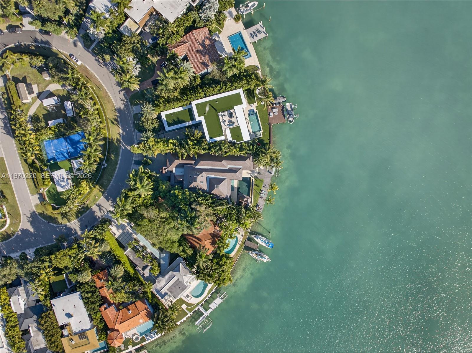 14 W San Marino Dr