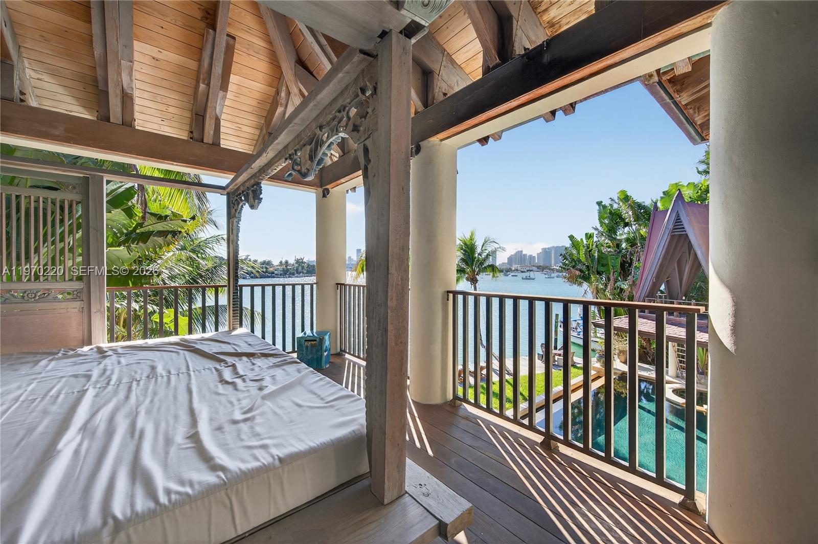 14 W San Marino Dr