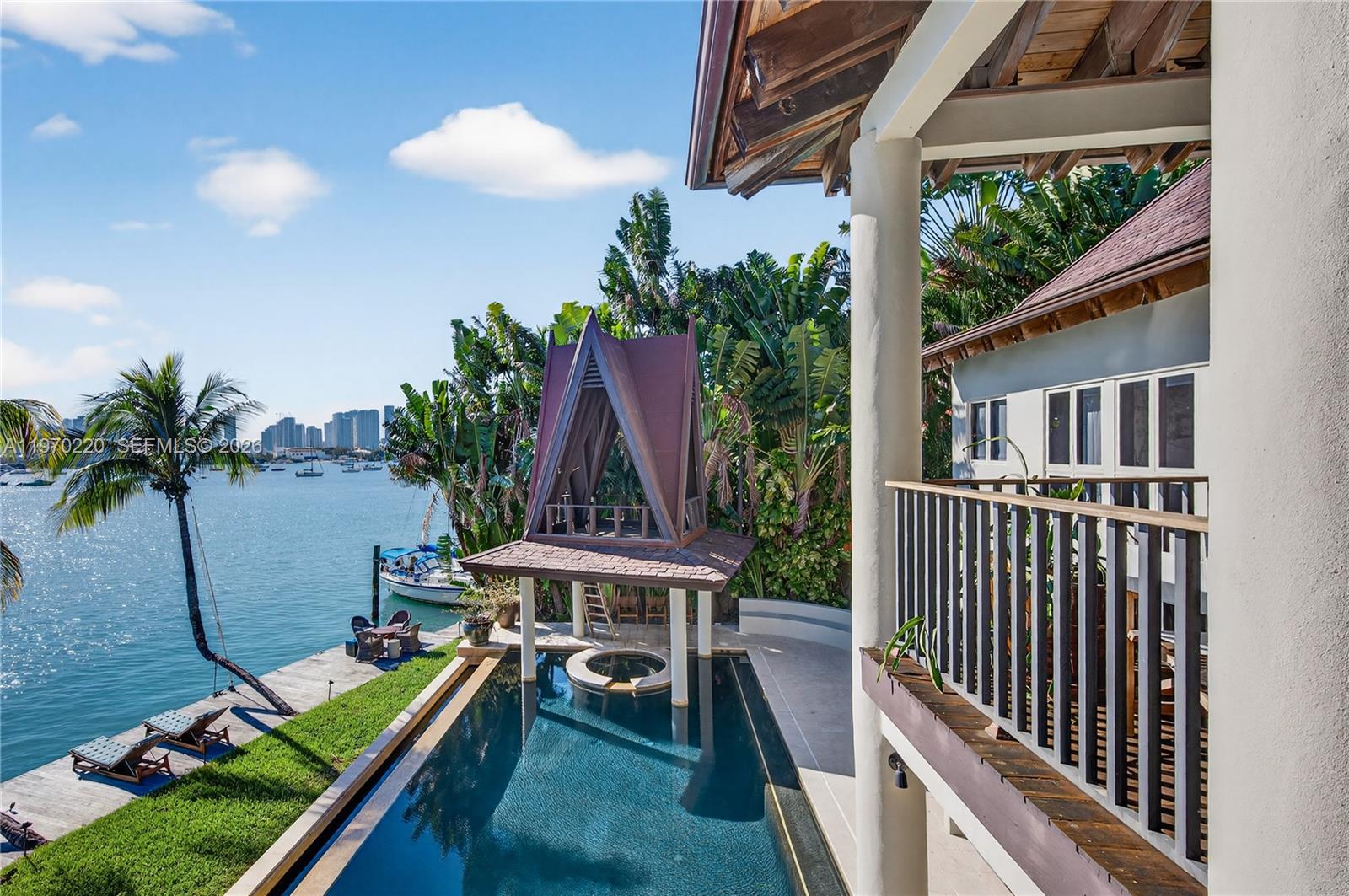 14 W San Marino Dr