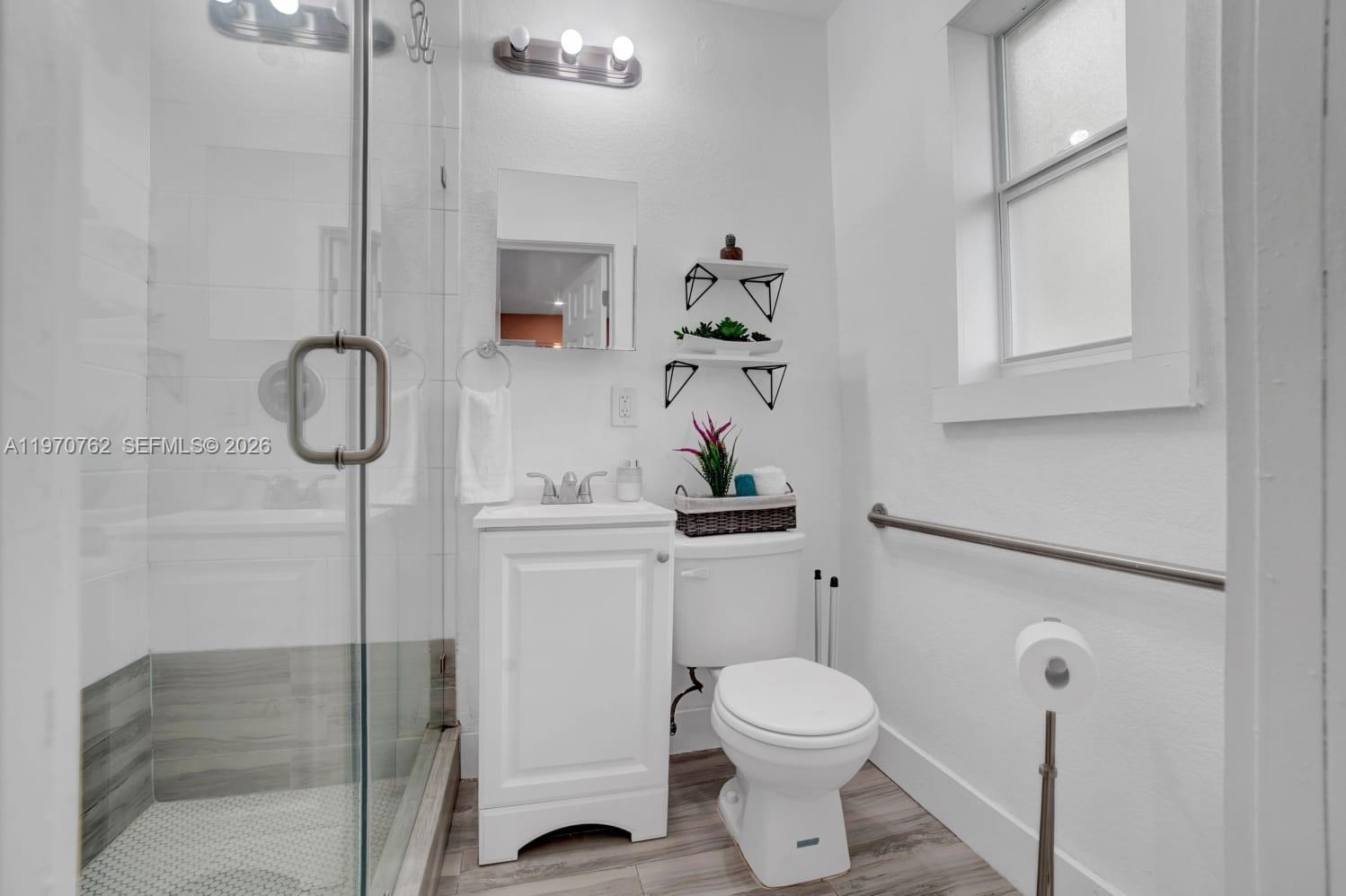 55 NE 59th St # 7