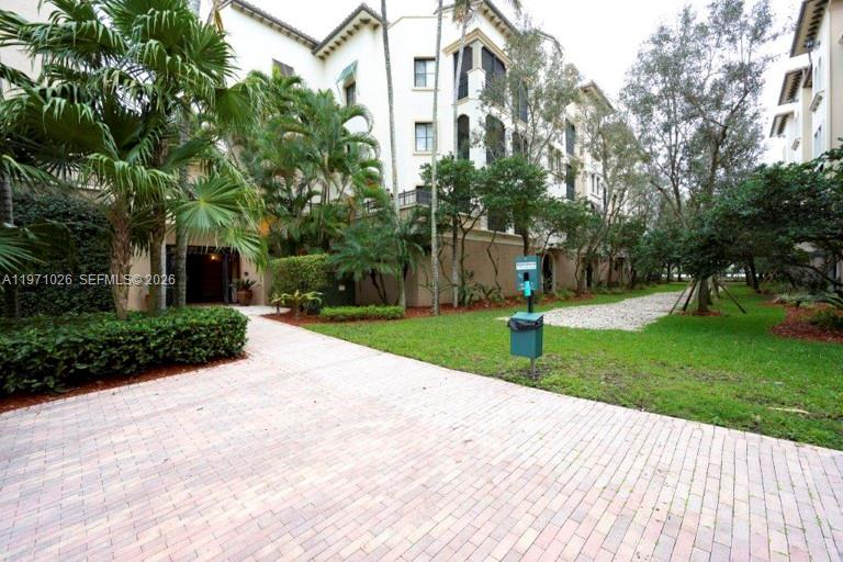 2900 NW 125th Ave # 416 Unit: 3-416
