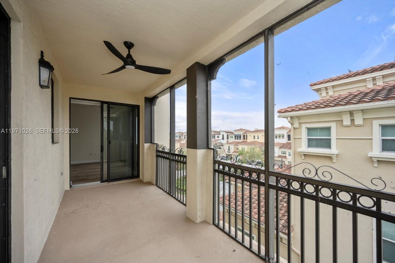 2900 NW 125th Ave # 416 Unit: 3-416