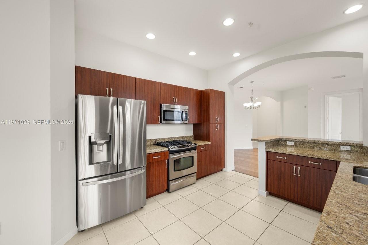 2900 NW 125th Ave # 416 Unit: 3-416