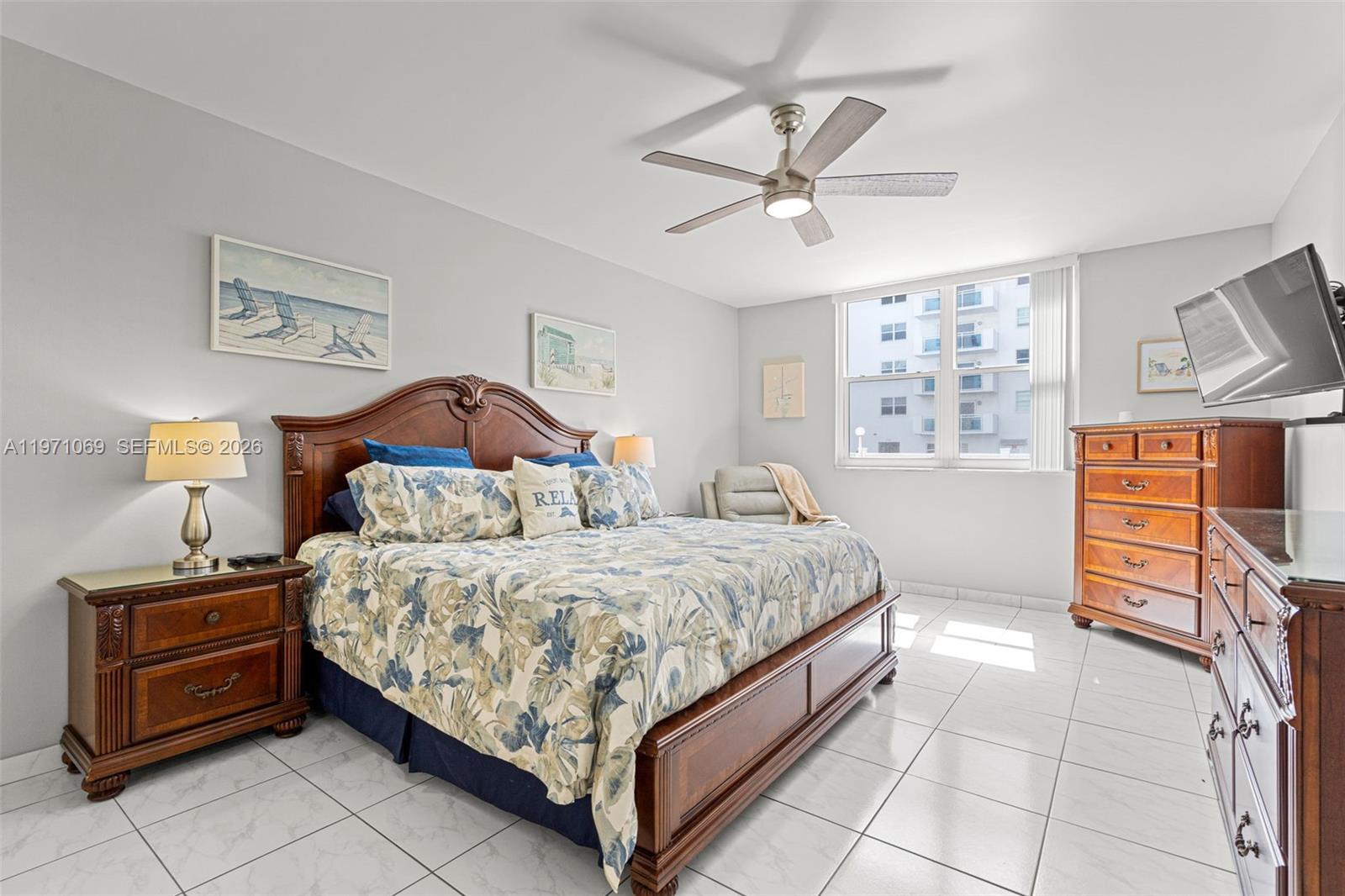 1601 S Ocean Dr # 104