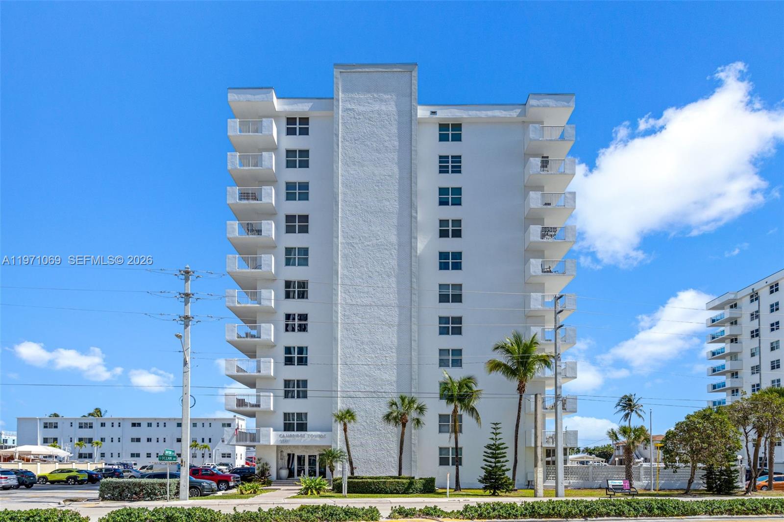 1601 S Ocean Dr # 104