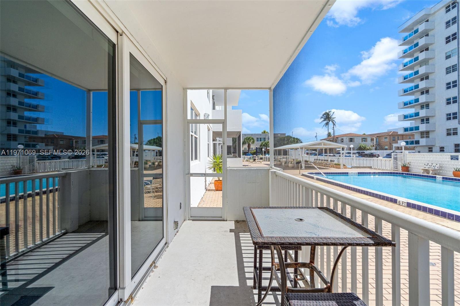 1601 S Ocean Dr # 104