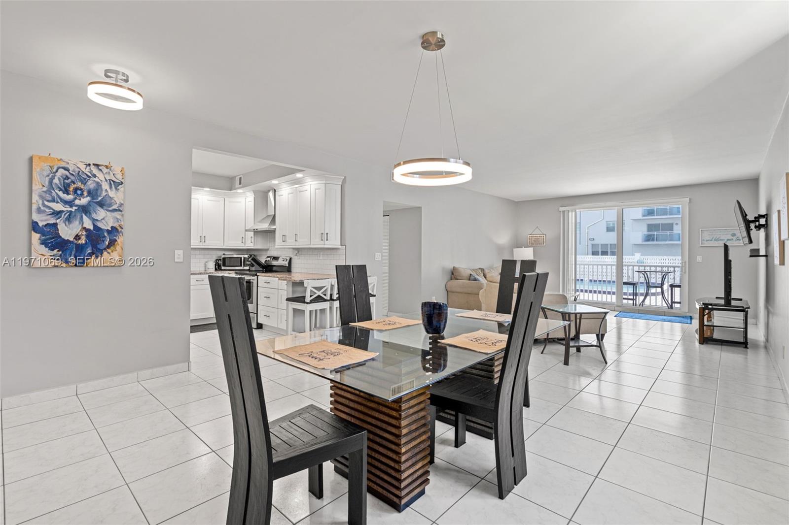 1601 S Ocean Dr # 104