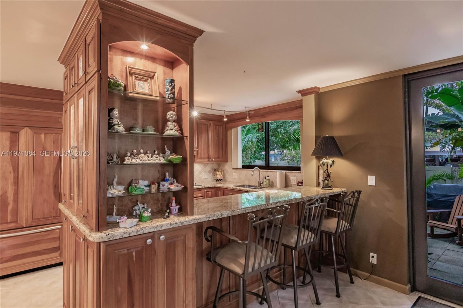 1698 S Ocean Ln # 171