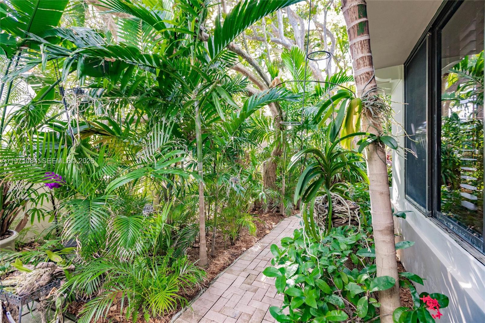 1698 S Ocean Ln # 171