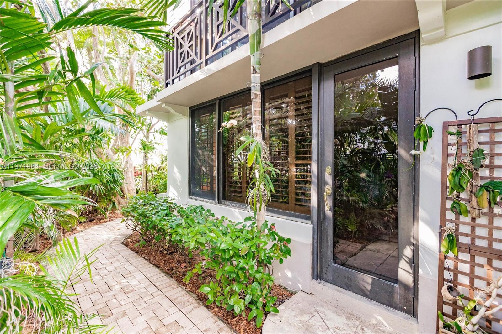 1698 S Ocean Ln # 171