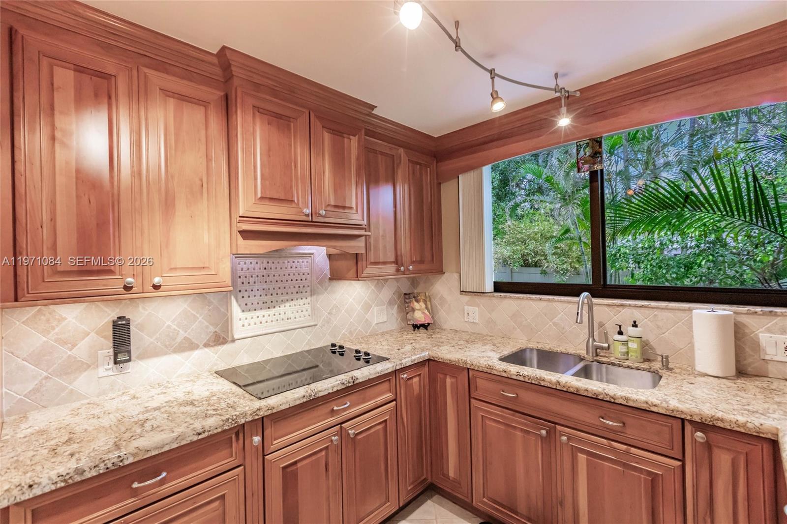 1698 S Ocean Ln # 171