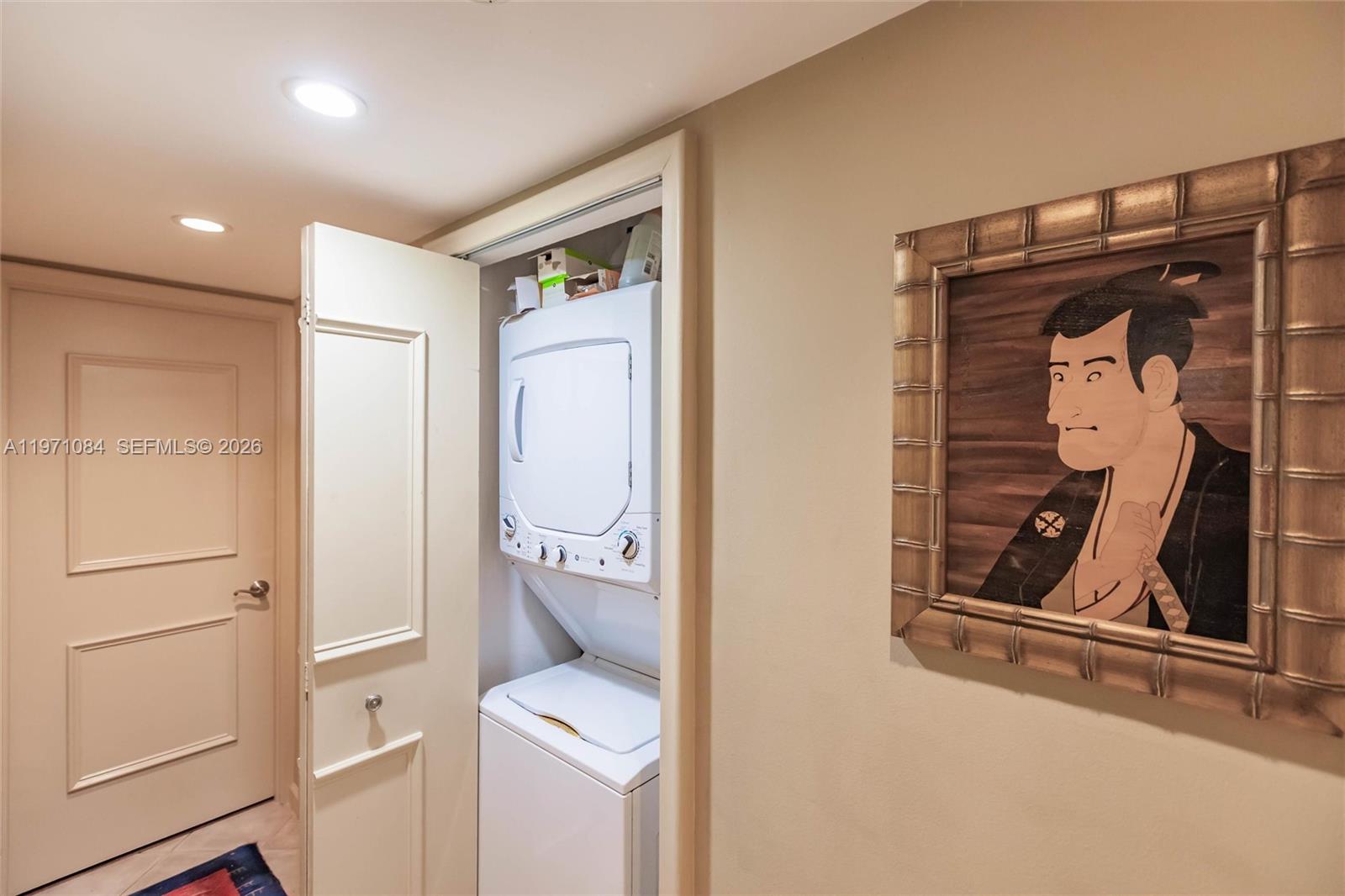 1698 S Ocean Ln # 171