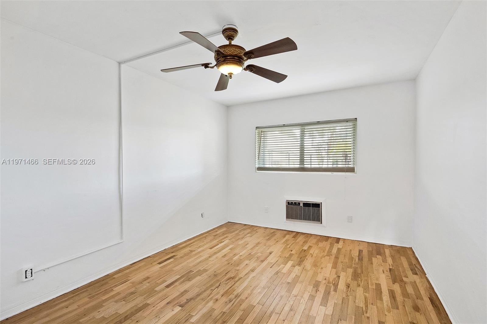 600 Layne Blvd # 128