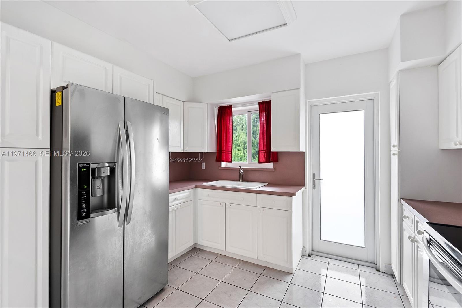 600 Layne Blvd # 128