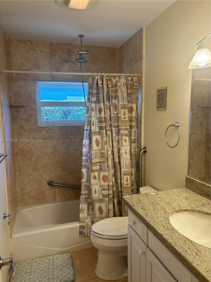 42 Transylvania Ave # 42