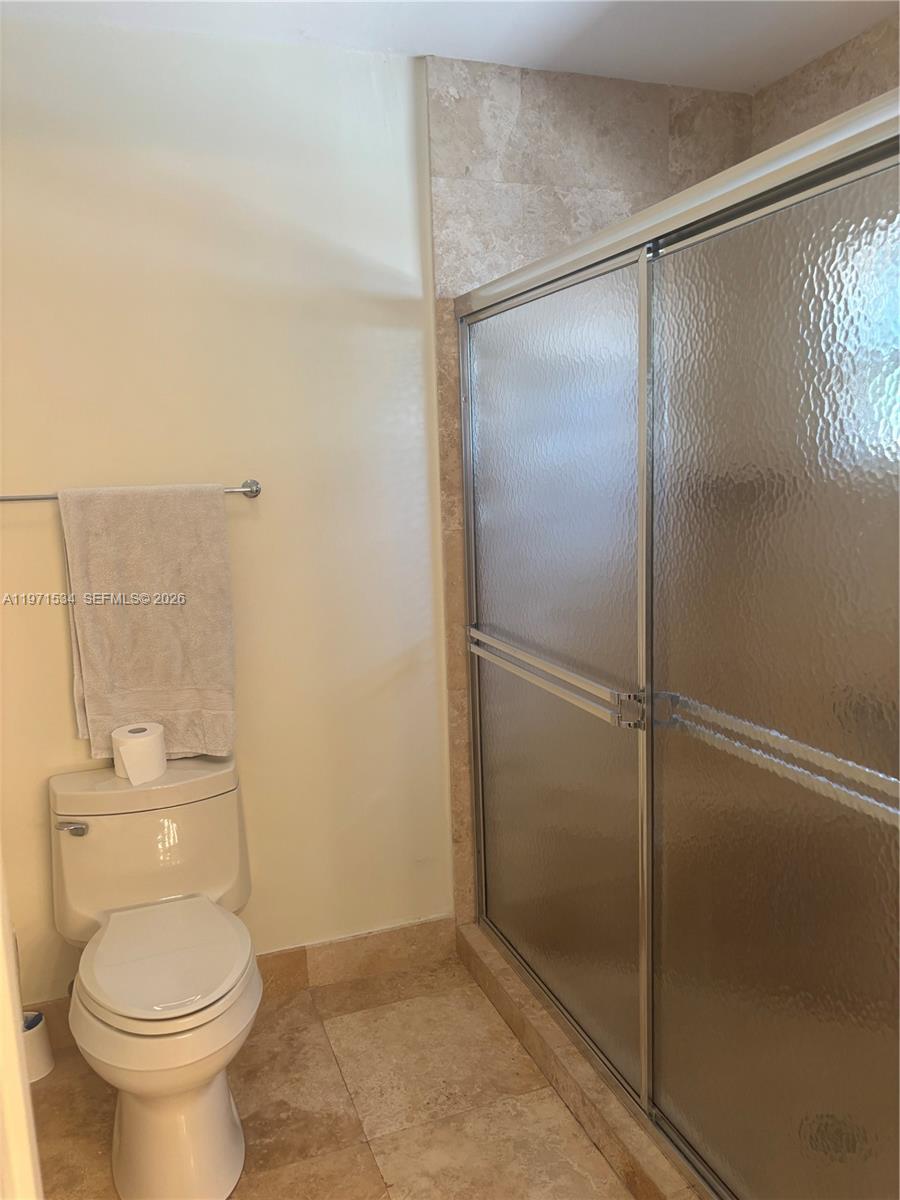 42 Transylvania Ave # 42