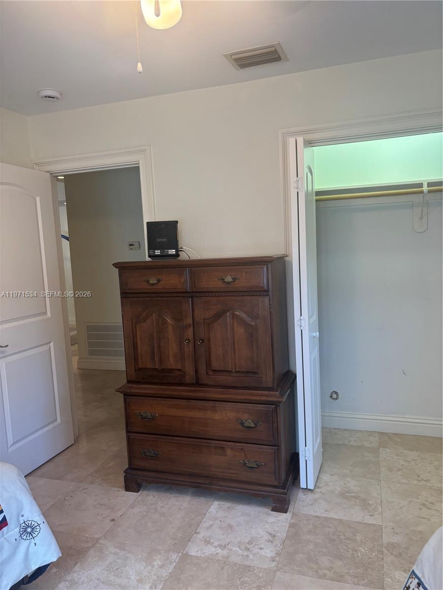 42 Transylvania Ave # 42