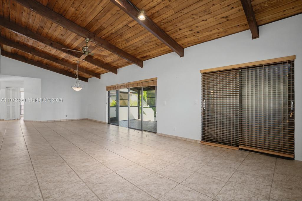 446 Briarwood Cir # 29 Unit: 1-29