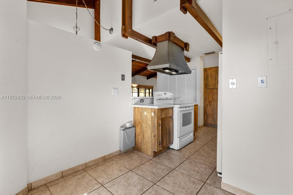 446 Briarwood Cir # 29 Unit: 1-29