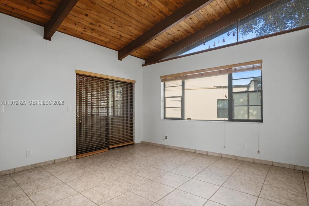 446 Briarwood Cir # 29 Unit: 1-29