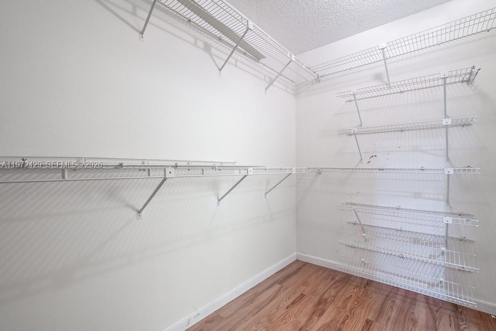 446 Briarwood Cir # 29 Unit: 1-29