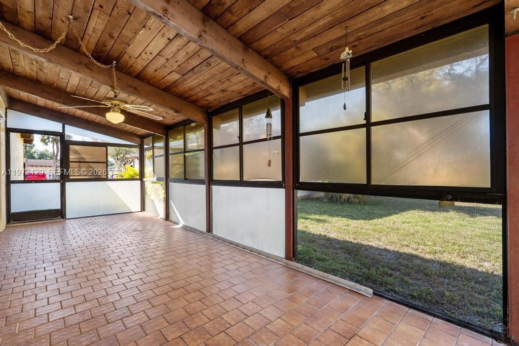 446 Briarwood Cir # 29 Unit: 1-29