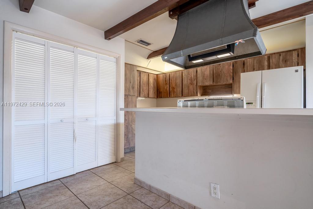 446 Briarwood Cir # 29 Unit: 1-29