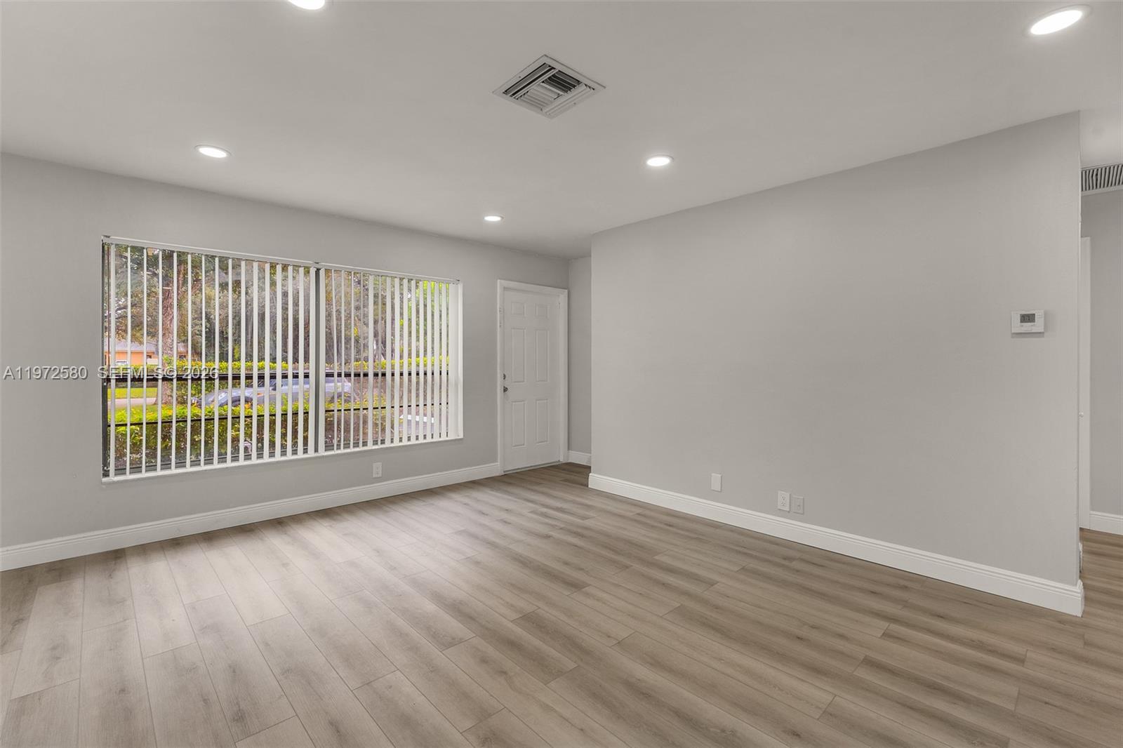 10379 NW 35th St # 10379