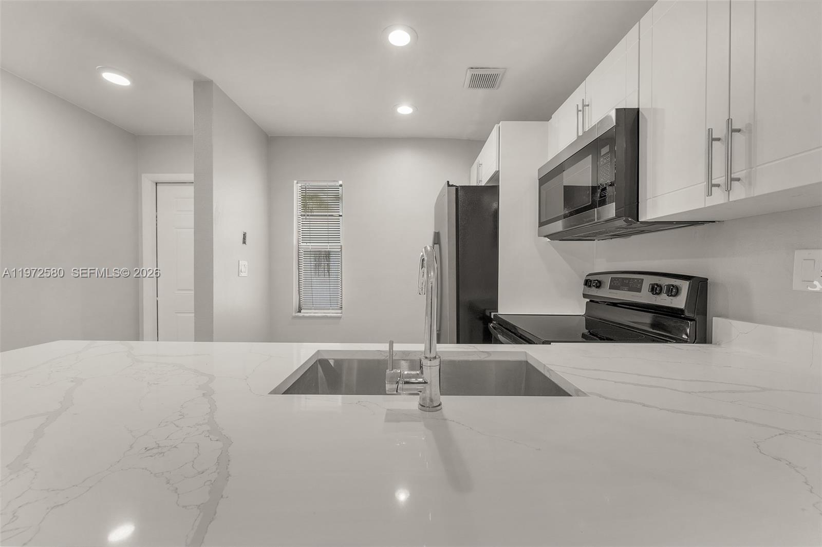 10379 NW 35th St # 10379