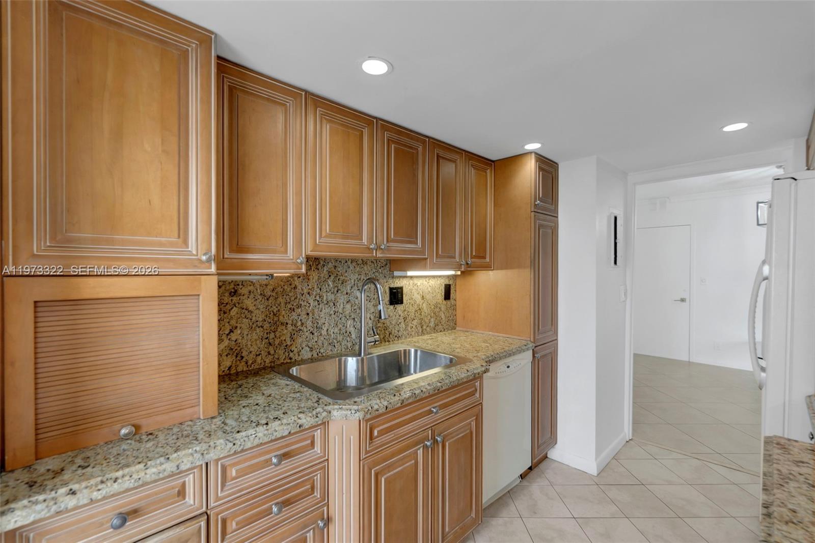2701 N Ocean Blvd # 14B