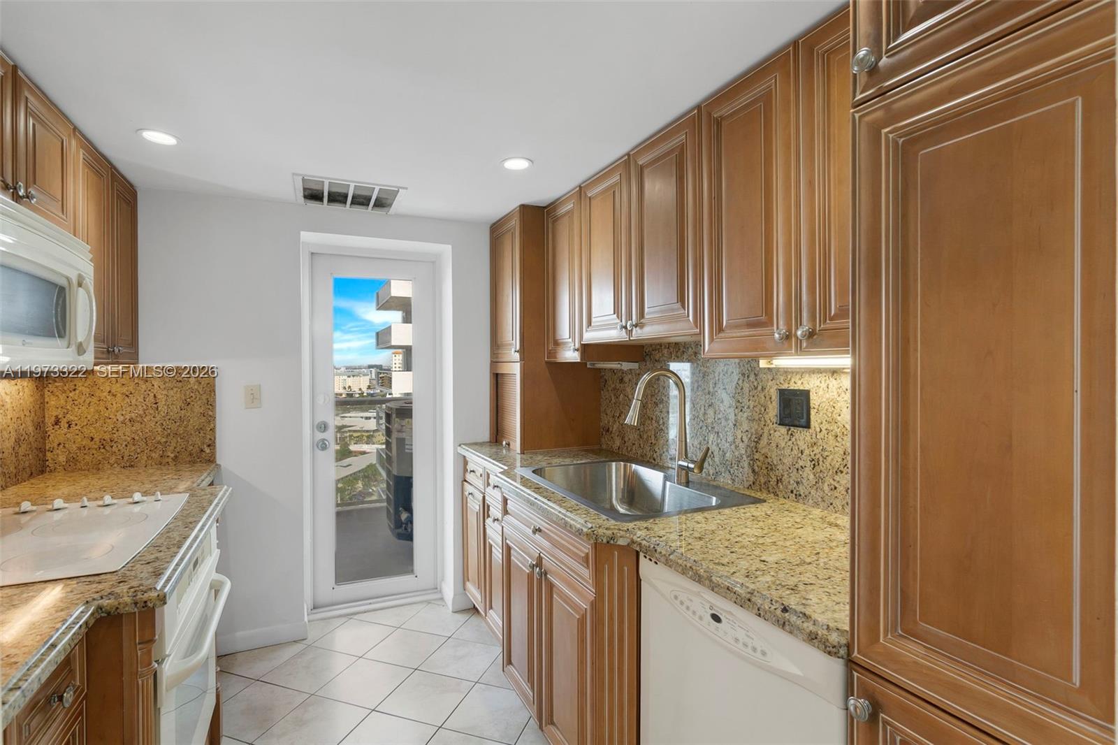 2701 N Ocean Blvd # 14B