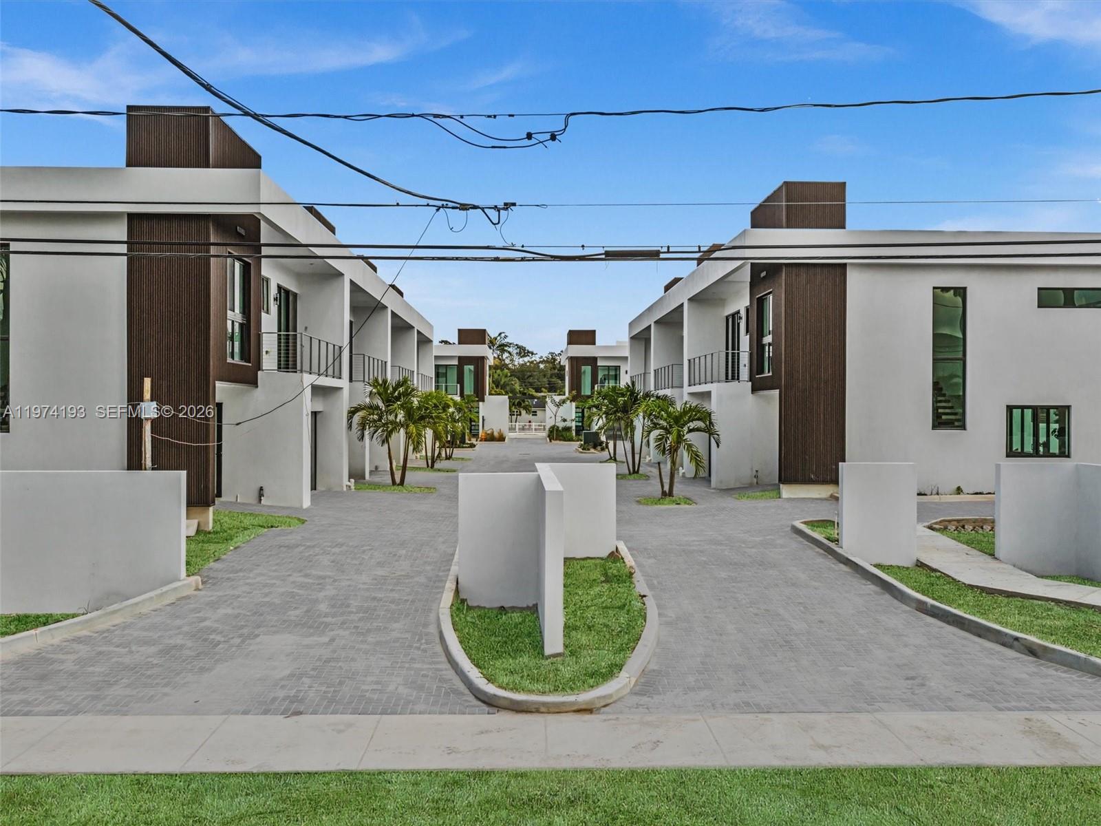 4616 SW 32ND AVE # A1