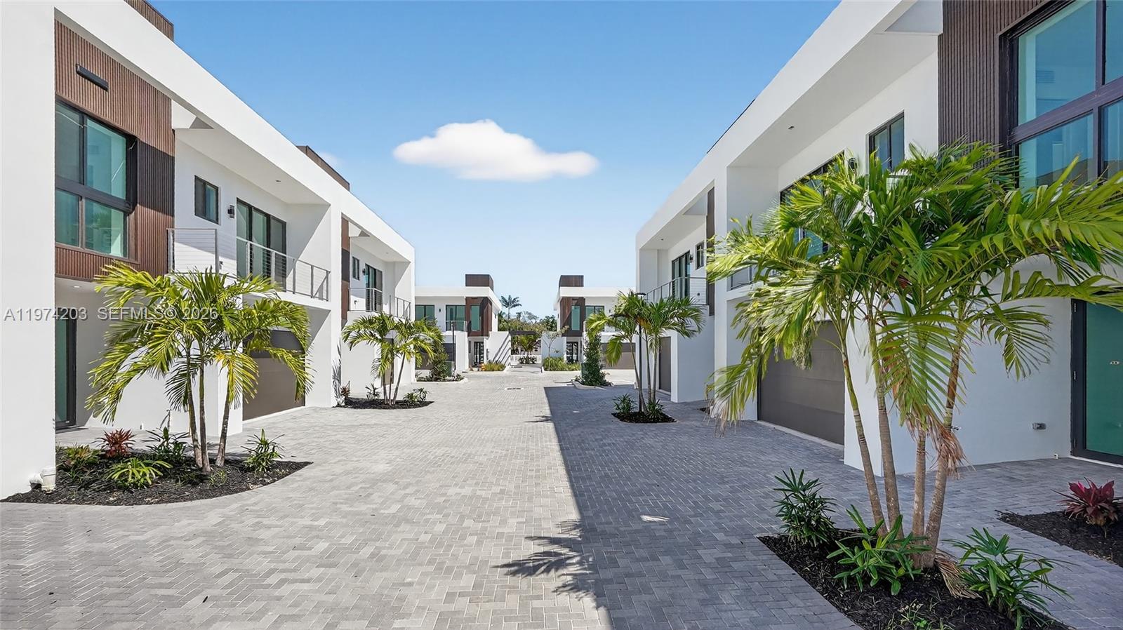 4624 SW 32ND AVE # A3